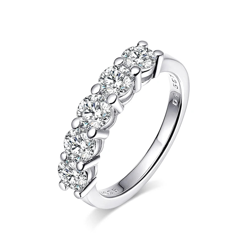REEF Ring - A ring showcasing the beauty of simplicity. S925 GRA 4mm Moissanite.