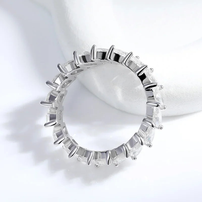 LUNA Ring - A perfect ring with small marquise cuts of moissanite GRA S925.